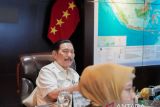 Luhut tekankan perlunya pengoptimalan digitalisasi untuk penyaluran bansos