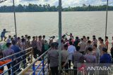 Speedboat berpenumpang 30 orang terbalik di perairan Bulungan