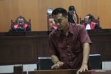 Eks Kepala Unit BRI Kebon Roek Mataram dijatuhi pidana empat tahun penjara