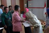 Pemprov Sulteng berikan penghargaan orang tua asuh terbaik turunkan stunting