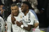 Real Madrid ke puncak klasemen berkat dua gol Kylian Mbappe