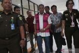 Mantan Bupati Lombok Barat ditahan di Rutan Praya
