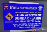 Jalan di Bungo putus, Polisi sebut tidak ada antrean dari Sumbar ke Jambi