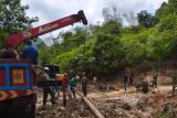 PLN Sukses Pulihkan Pasokan Listrik Pasca Banjir dan Longsor di Kabupaten Lima Puluh Kota