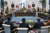 Presiden Prabowo kenalkan pengusaha besar Indonesia kepada Ray Dalio