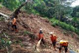 Lima korban meninggal dan empat hilang akibat banjir di Sukabumi