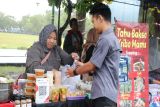 Pemkab Kulon Progo menggelar Pasar Ramadhan di Alun-Alun Wates