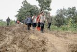 Gubernur Jateng: Tutup tiga tanggul  jebol maksimal dua hari