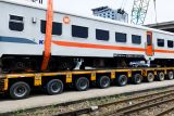KAI kirim 22 unit kereta ke Sumatera
