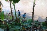 Volume sampah di saluran Kota Mataram berkurang hingga 50 persen