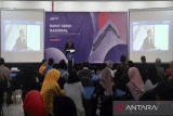 Sejumlah peserta mengikuti Rapat Kerja Nasional (Rakernas) Asosiasi Inkubator Bisnis Indonesia (AIBI) Tahun 2025 di Ballroom Gedung Startup Center, Science Techno Park (STP) IPB University, Kota Bogor, Jawa Barat, Sabtu (15/3/2025). Rakernas yang diikuti anggota dan pengurus AIBI se-Indonesia tersebut dirancang untuk menyusun program kerja yang akan dilaksanakan pada periode tahun 2025 hingga 2027 sekaligus untuk bersinergi dengan program pemerintah. ANTARA FOTO/Arif Firmansyah