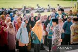 Bupati Dompu ajak ASN tingkatkan kedisplinan dan taati aturan
