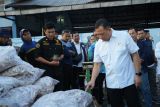 KKP mengecek kesiapan pasokan ikan di Tegal jelang Lebaran