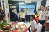 Puluhan sopir bus ikuti tes urine