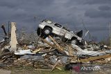 AS diterjang badai tornado, 7 tewas dan 55 juta orang terancam