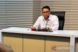 KPK sedang  mengusut kasus dugaan korupsi kuota haji khusus 2024