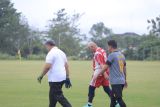 Friendly Match Peresmian Stadion Marah Adin, Pemko Solok tahan imbang Pemprov Sumbar