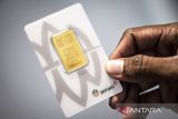 Harga emas Antam pada 3 Mei kembali turun jadi Rp1,902 juta per gram
