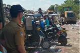 Wali Kota Mataram semangati petugas TPS pastikan sampah diolah optimal