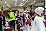 Kakanwil Kemenag Sulsel lepas  JCH kloter 3 ke Tanah Suci