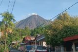 Pos PGA rekam sembilan kali gempa embusan Gunung Karangetang