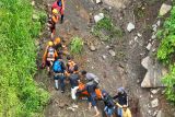 Penyelam SAR temukan jasad lansia di air terjun Takapala Gowa