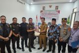 Kejari Lahat serahkan uang negara Rp1 miliar dari  dua perkara korupsi