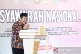 Ketua DPRD Provinsi DKI Jakarta sekaligus Ketua ADPSI Periode 2019-2024 Khoirudin memberikan sambutan saat pembukaan Musyawarah Nasional (Munas) I Anggota Asosiasi DPRD Provinsi Seluruh Indonesia (ADPSI) dan Asosiasi Sekretariat DPRD Provinsi Seluruh Indonesia (ASDEPSI) di Gedung Sate, Bandung, Jawa Barat, Senin (5/5/2025) malam. Munas pertama tersebut berlangsung dari tanggal 5-7 Mei 2025 dengan agenda penetapan ketua dan kepungurusan ADPSI dan ASDEPSI Periode 2024-2029 yang akan diputuskan secara mufakat oleh anggota dari 38 Provinsi seluruh Indonesia. ANTARA FOTO/Novrian Arbi/agr