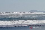 Waspadai gelombang tinggi di laut Selatan Jateng