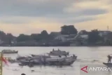 Kapal jukung terbakar di Sungai Musi, tiga ABK alami luka bakar