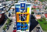 Foto udara gedung Smamda Dormitory di Sidoarjo, Jawa Timur, Sabtu (10/5/2025). Menteri Pendidikan Dasar dan Menengah (Mendikdasmen) Abdul Mu'ti meresmikan bangunan asrama dengan 49 kamar dilengkapi 2 hall tersebut bertujuan untuk meningkatkan layanan tempat tinggal nyaman bagi siswa dan mendukung pengembangan karakter serta pembelajaran. Antara Jatim/Umarul Faruq