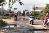 Pemkab Lampung Selatan prioritaskan perbaikan jalan rusak lebih dari 10 tahun