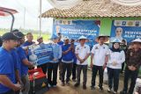 DPR RI beri bantuan alat pertanian ke kelompok tani di Kabupaten Lampung Selatan