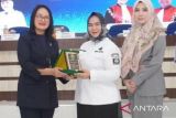 PN Stabat perkenalkani layanan hukum dan persidangan elektronik