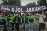 Politik kemarin, DPR soal ojol hingga DPR terima surpres