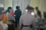 Polda NTT menangkap empat pelaku prostitusi daring di Kupang