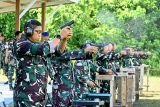 Personel Lanud RSA Natuna asah kemampuan dalam menembak