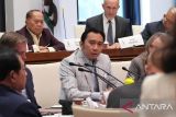 Negara besar bukan karena menara, tapi rakyat tidak tidur di jalan