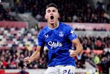 Pemain Everton permanenkan Charly Alcaraz dari Flamengo