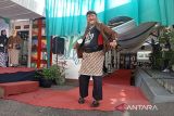 Peragaan  busana warnai peringatan Hari Lanjut Usia di Banyumas
