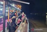 Wisata susur sungai disambut antusias warga Kapuas