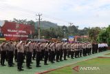 Personel Polres Bangka Selatan, Provinsi Kepulauan Bangka Belitung mengikuti upacara peringatan Hari Lahir Pancasila di halaman Mapolres setempat yang dipimpin langsung oleh Kapolres AKBP Agus Arif Wijayanto, Senin (2/6/2025). ANTARA/HO-Polres Bangka Selatan 