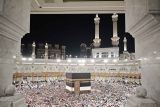Jamaah calon haji Indonesia bergerak ke Arafah pada 4 Juni 2025