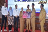 Bank Jateng - Pemkab Kebumen luncurkan Kartu Kredit Pemda