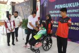 Pemkab Sleman serahkan tali asih kepada atlet-pelatih berprestasi di Peparnas
