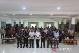 Pemkab Mabar meminta distributor dan pemilik warung tidak jual rokok ilegal