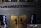 IHSG melemah jelang akhir pekan ikuti bursa kawasan Asia