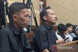 Politikus PDI Perjuangan kembali hadiri sidang Hasto, ada Denny Cagur