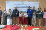 PLN serahkan ratusan buku nonteks untuk SDN 2 Bangkal Banjarbaru Program EVP