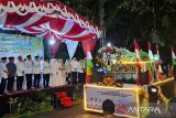 Puluhan kendaraan hias semarakkan pawai takbiran Idul Adha di Kapuas